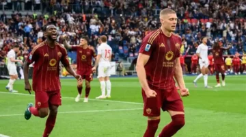 سكاي تكشف.. مهاجم روما يرفض الدوري الإنجليزي ليبقى في إيطاليا